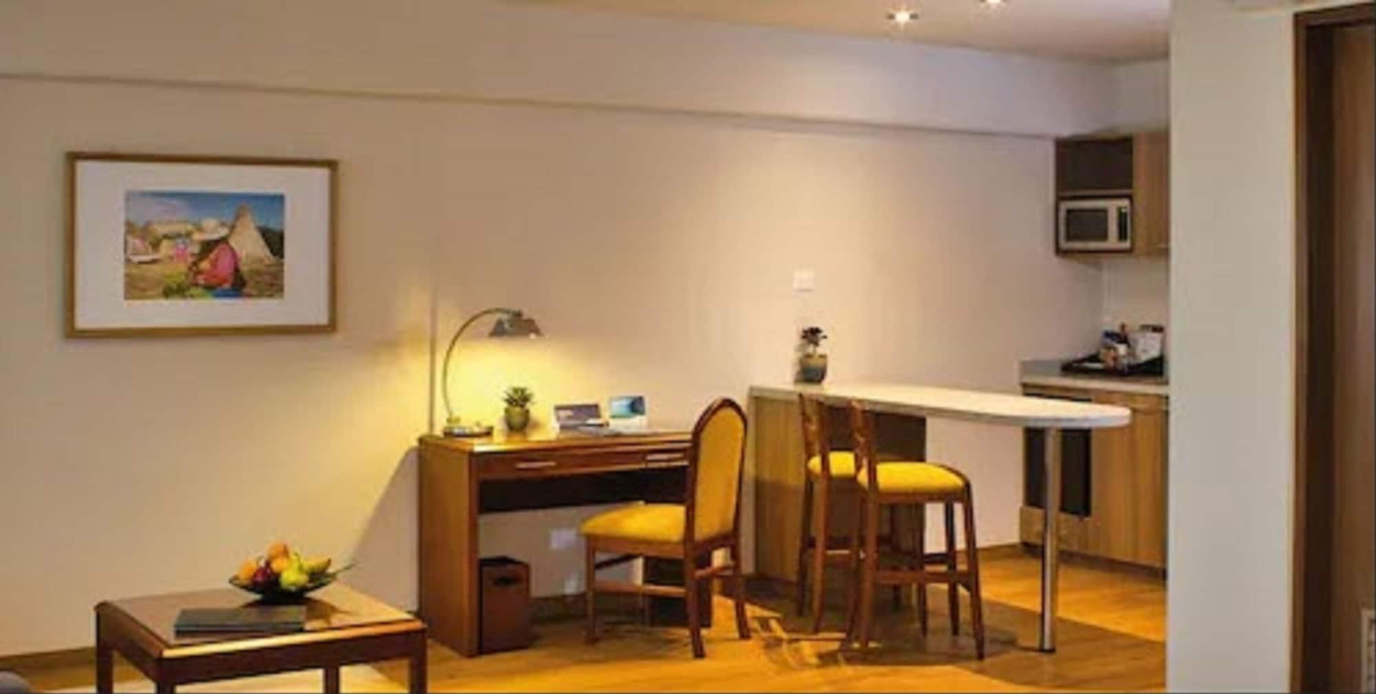 Estelar Bellavista Apartahotel