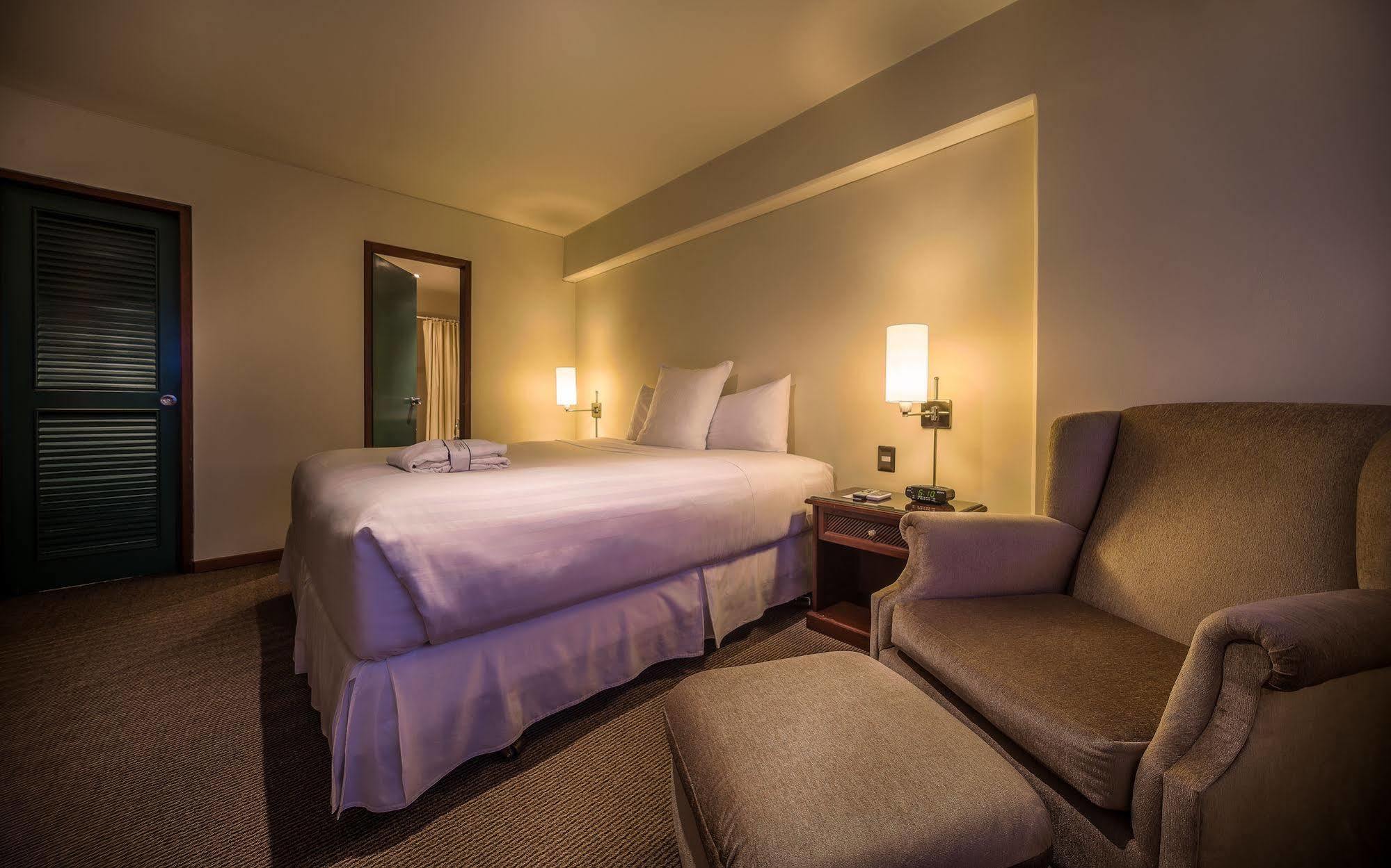 Estelar Bellavista Apartahotel Lima